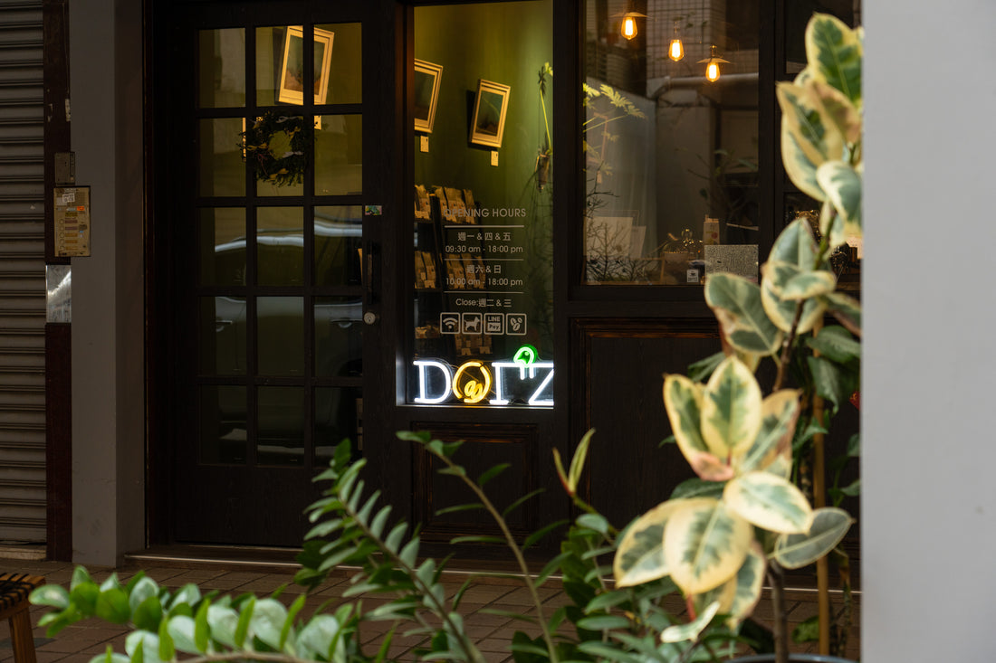 Dotz Coffee Roasters Box