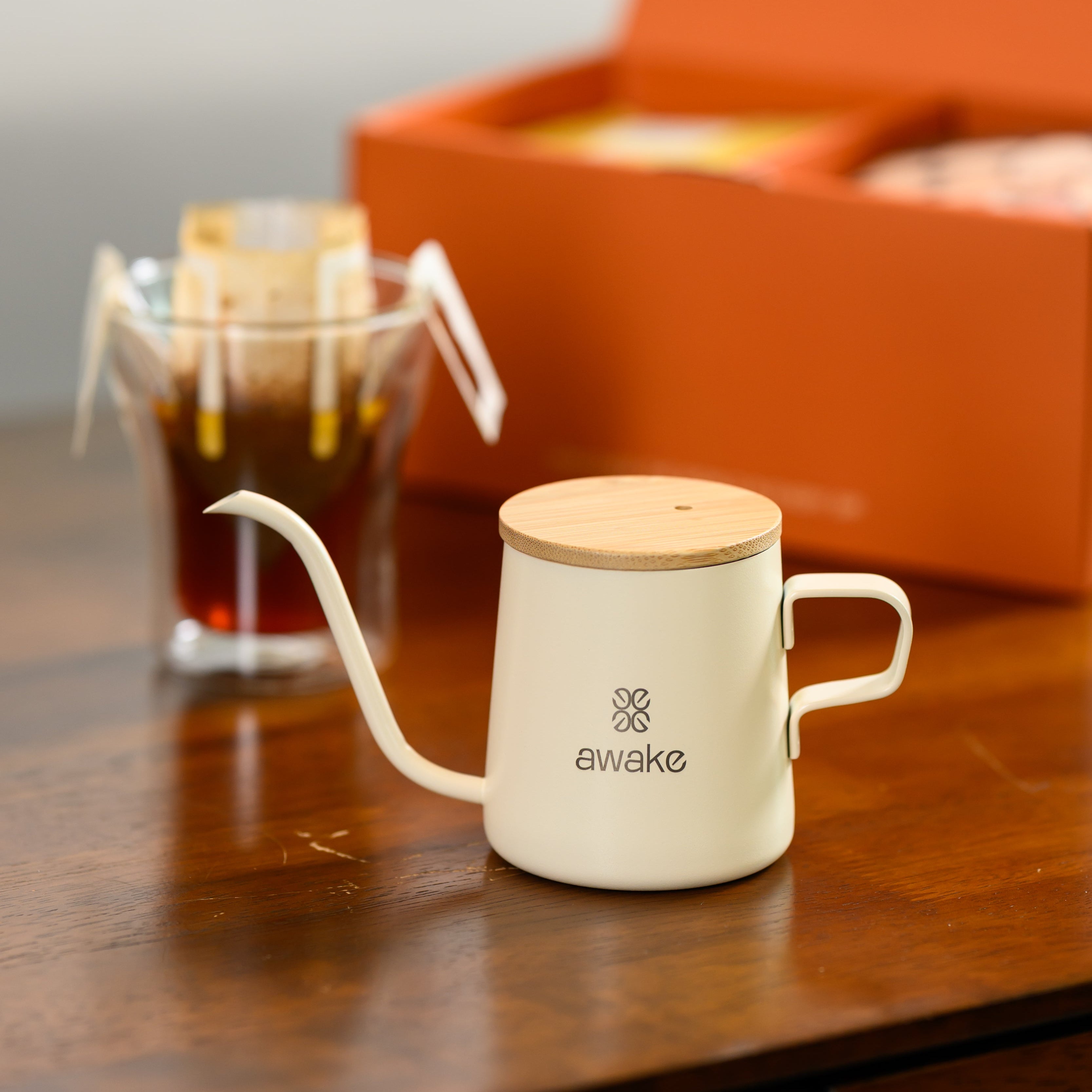 Special Edition: Box of 10 Drip Bags with Gooseneck Kettle