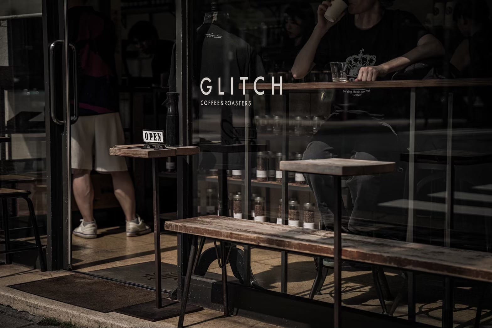 Glitch Coffee & Roasters